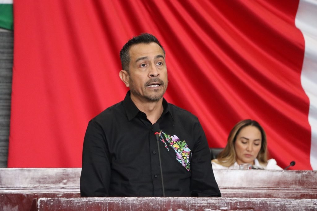 FORTALECER LA NUEVA ESCUELA MEXICANA, PROPONE DIPUTADO ARTURO PÉREZ FLORES