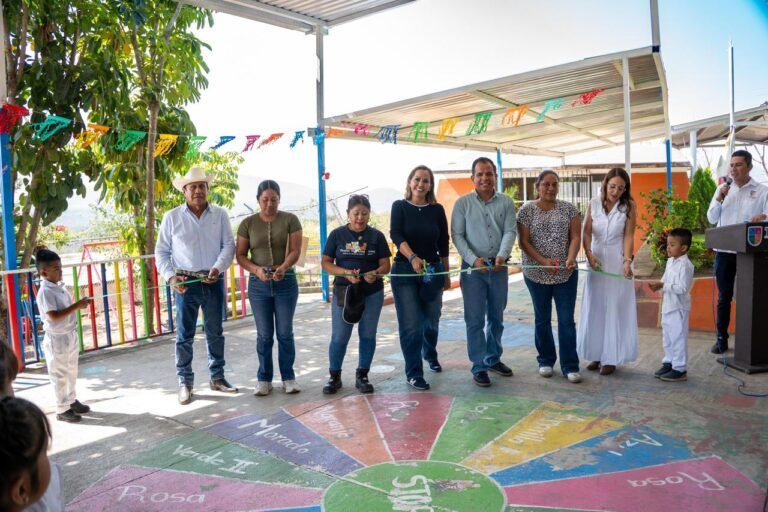 Apoya Tlaltizapán en la rehabilitación de techumbre en jardín de niños de Barranca Honda